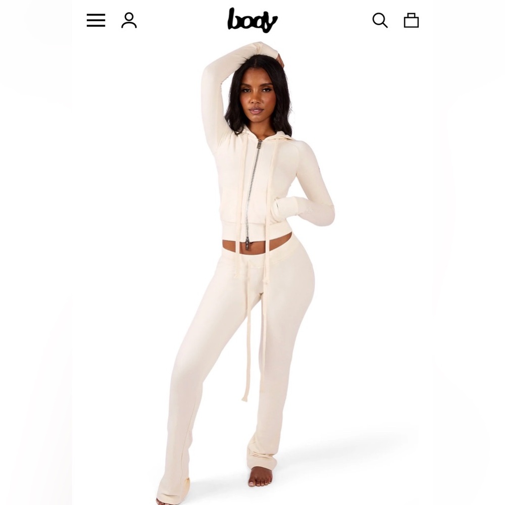 BODY by RAVEN bodyknitwear set